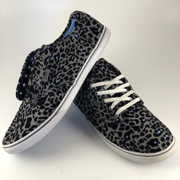 Vans - Picture 3 of 4